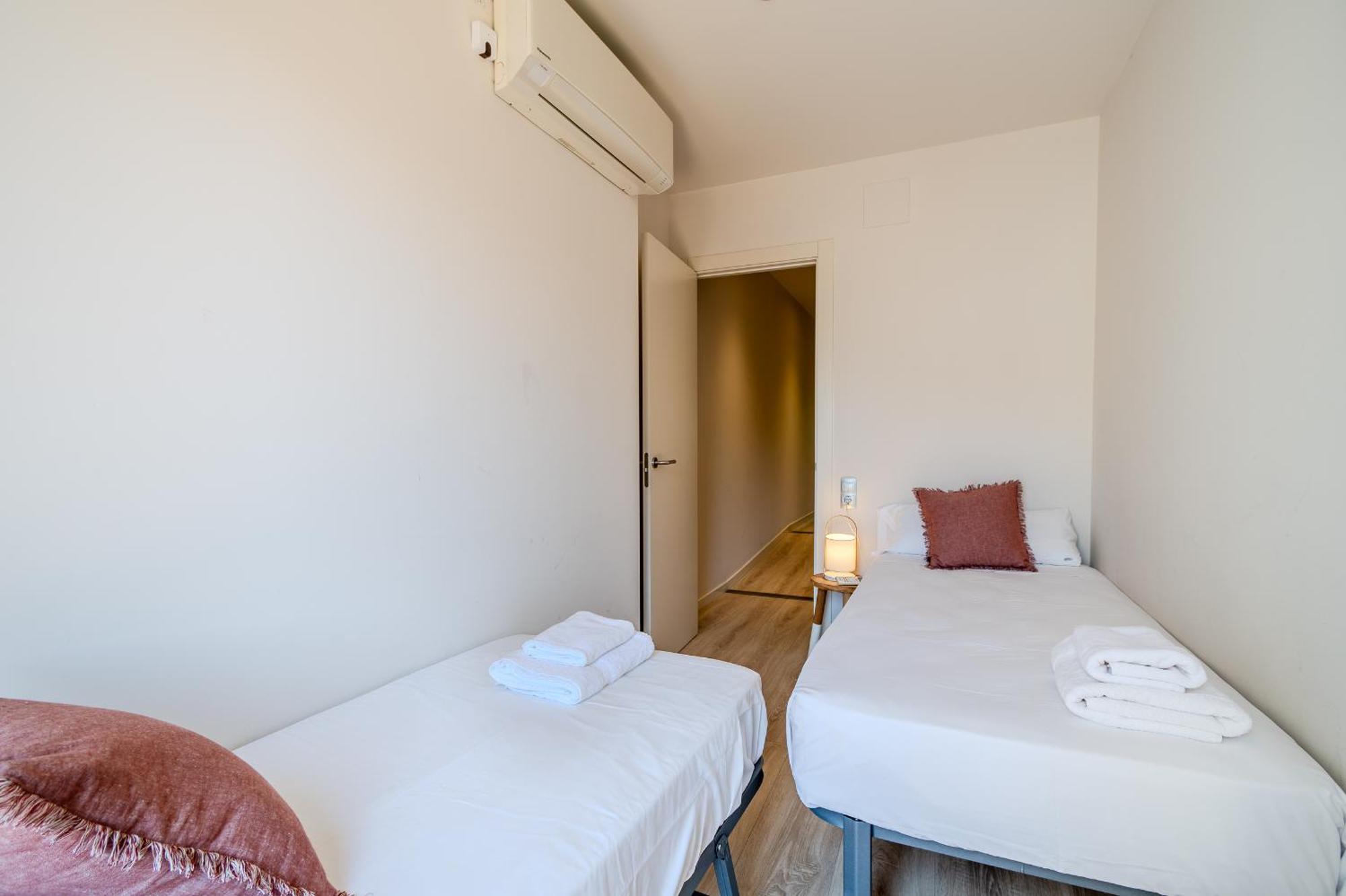 Flateli Placa Catalunya 1.1 ชีโรนา ภายนอก รูปภาพ